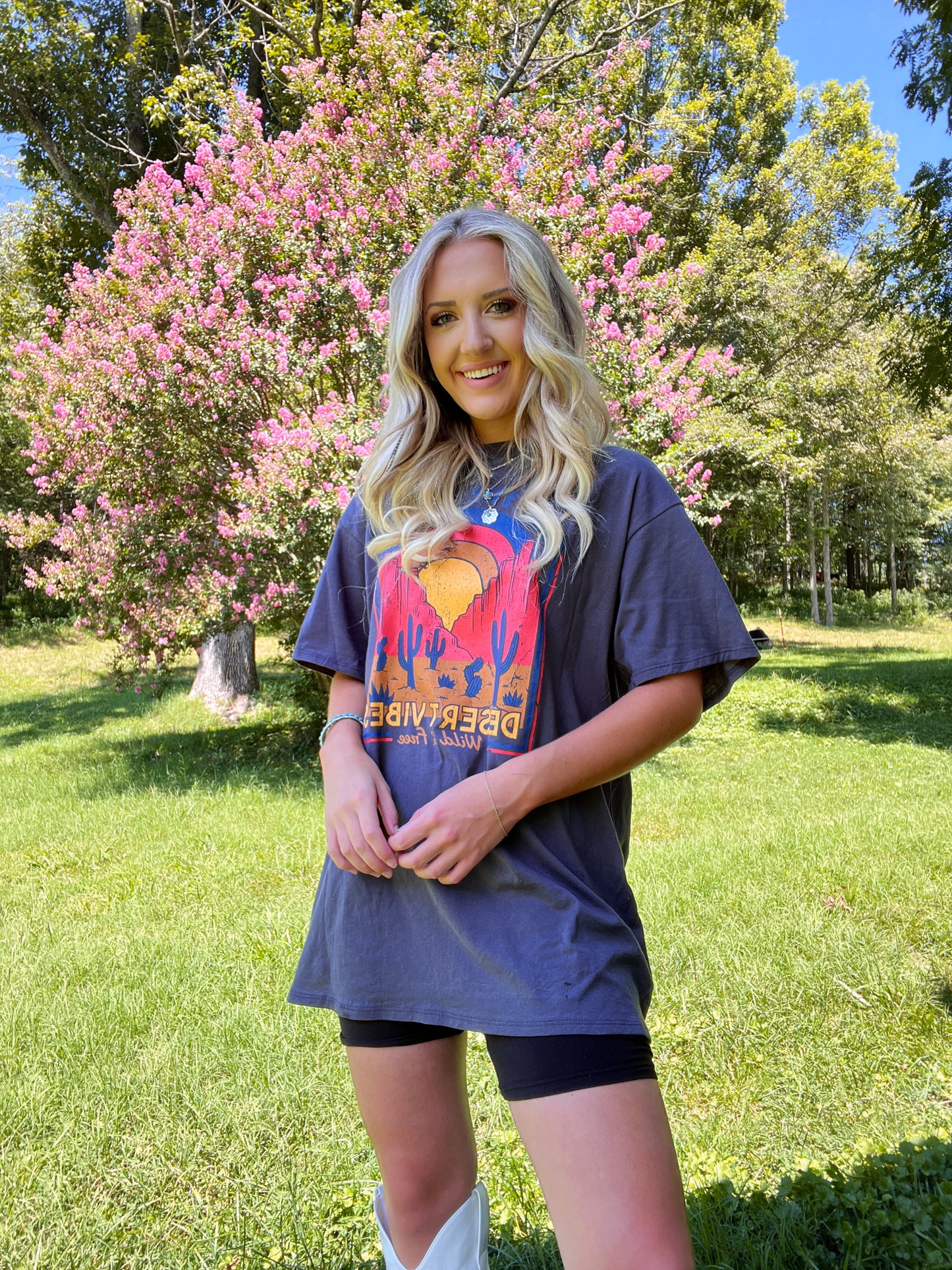 Desert Vibes Tee